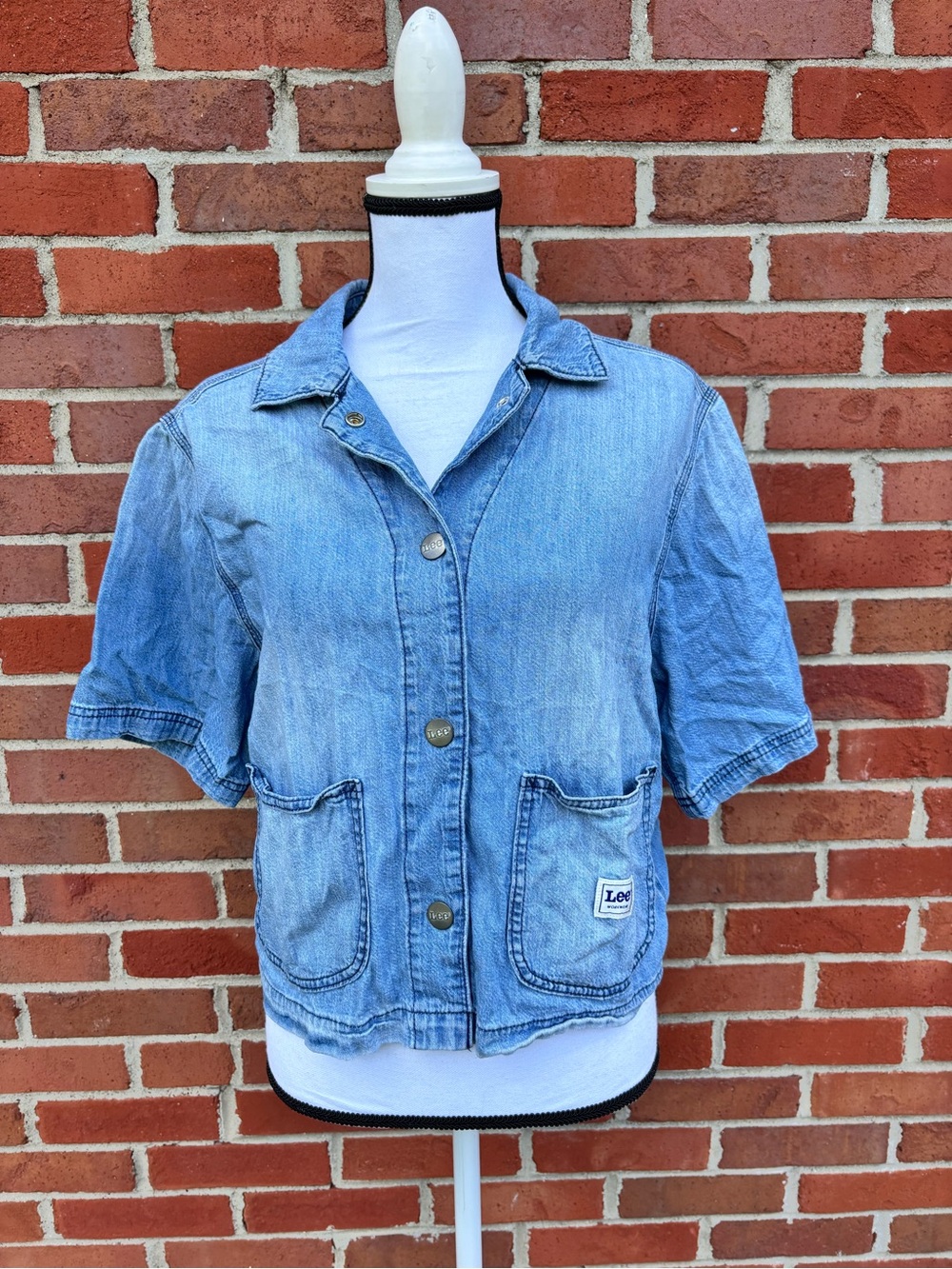 Lee Heritage Cropped Short Sleeve Light Wash Denim Chore Top Womens Medium